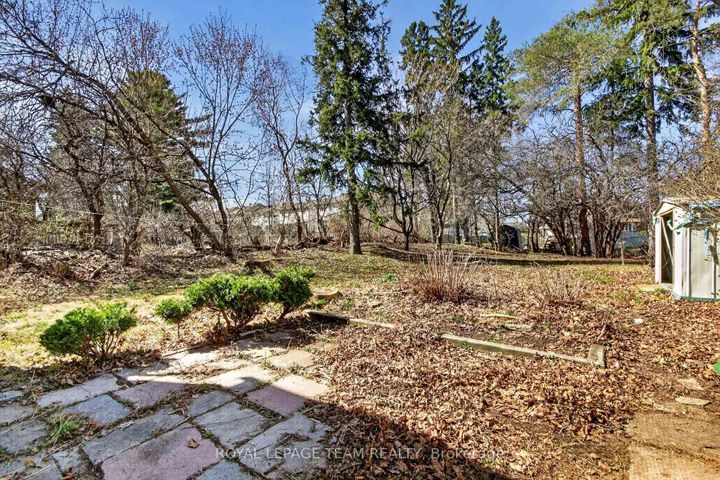 Photo 13 at 1548 Ortona Avenue, Nepean (Carleton Heights), Ottawa