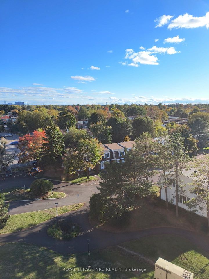 Photo 2 at 706 - 900 Dynes Road, Nepean (Carleton Square), Ottawa