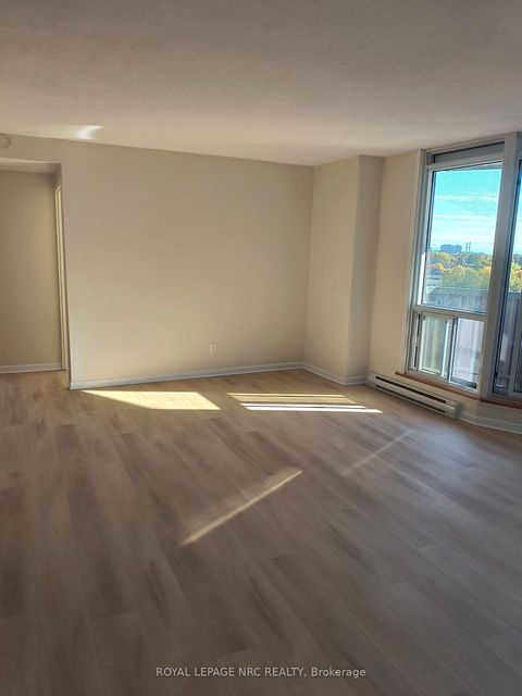 Photo 10 at 706 - 900 Dynes Road, Nepean (Carleton Square), Ottawa