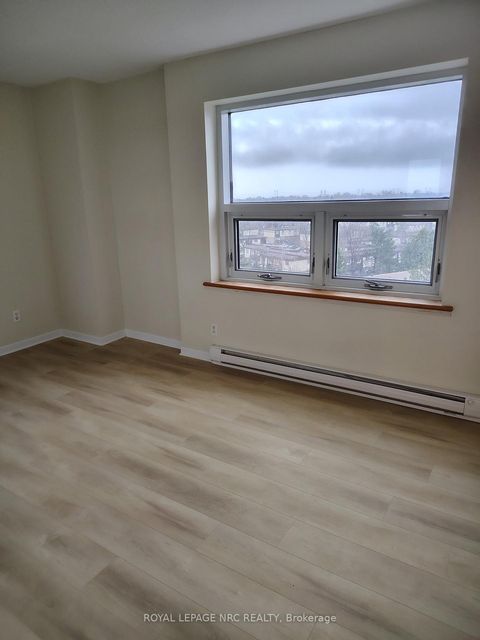 Photo 15 at 706 - 900 Dynes Road, Nepean (Carleton Square), Ottawa