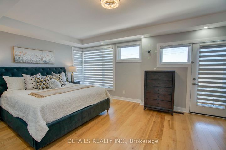 Photo 24 at 992 Baseline Road E, Nepean (City View/Skyline/Fisher Heights/Parkwood Hills), Ottawa