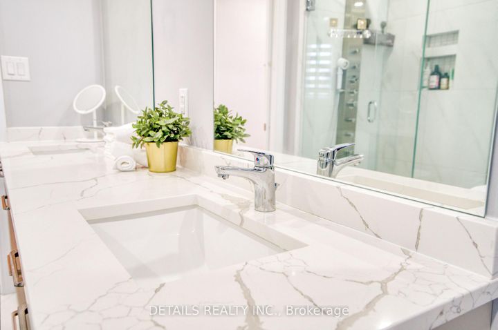 Photo 29 at 992 Baseline Road E, Nepean (City View/Skyline/Fisher Heights/Parkwood Hills), Ottawa