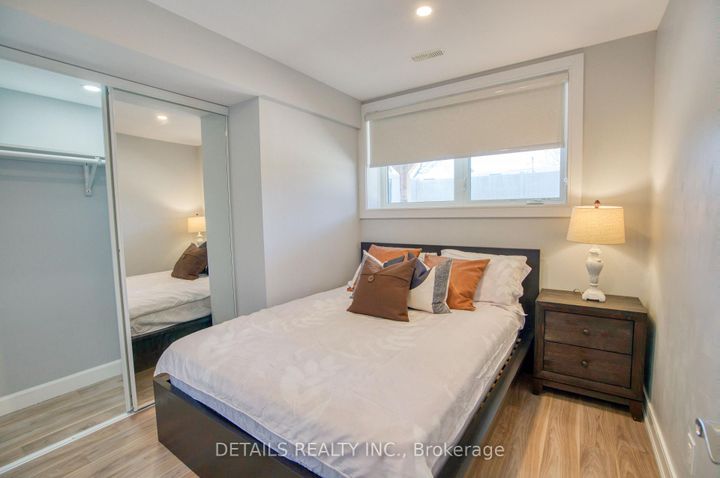 Photo 37 at 992 Baseline Road E, Nepean (City View/Skyline/Fisher Heights/Parkwood Hills), Ottawa