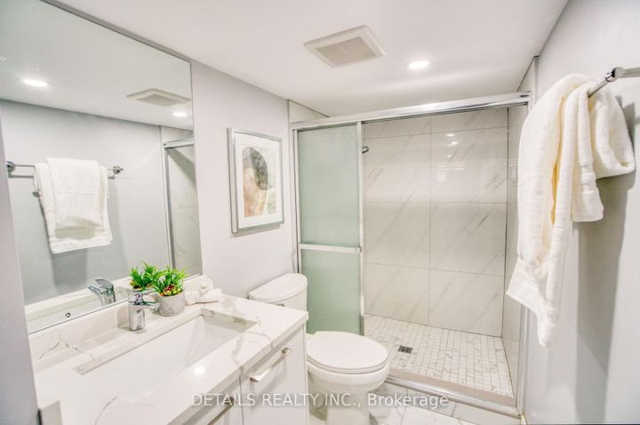 Photo 42 at 992 Baseline Road E, Nepean (City View/Skyline/Fisher Heights/Parkwood Hills), Ottawa
