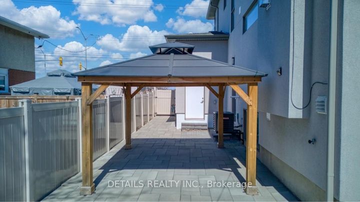 Photo 47 at 992 Baseline Road E, Nepean (City View/Skyline/Fisher Heights/Parkwood Hills), Ottawa