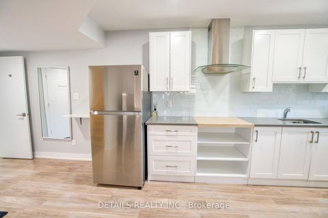 Photo 43 at 992 Baseline Road E, Nepean (City View/Skyline/Fisher Heights/Parkwood Hills), Ottawa