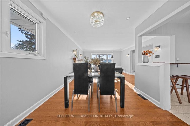 Photo 8 at 45 Epworth Avenue, Nepean (Meadowlands/St. Claire Gardens), Ottawa