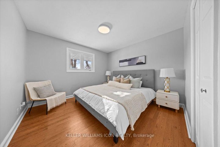 Photo 11 at 45 Epworth Avenue, Nepean (Meadowlands/St. Claire Gardens), Ottawa