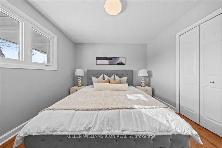 Photo 12 at 45 Epworth Avenue, Nepean (Meadowlands/St. Claire Gardens), Ottawa
