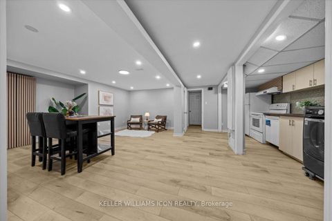 Photo 27 at 45 Epworth Avenue, Nepean (Meadowlands/St. Claire Gardens), Ottawa