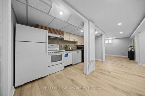 Photo 31 at 45 Epworth Avenue, Nepean (Meadowlands/St. Claire Gardens), Ottawa