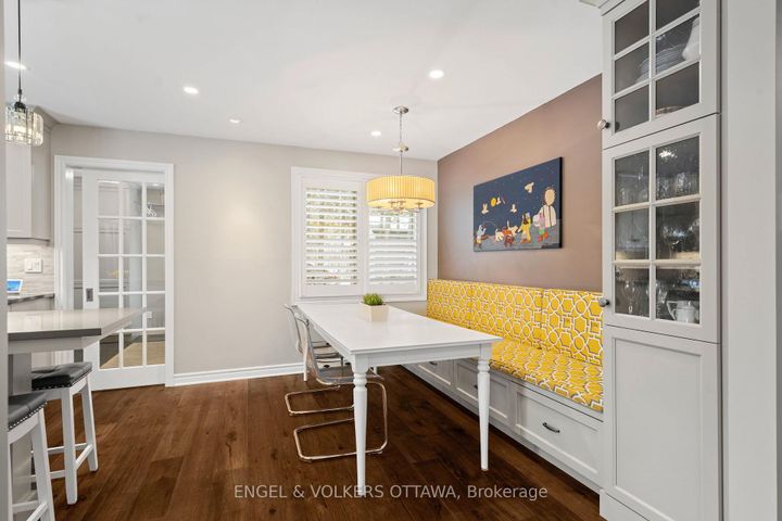 Photo 7 at 3 Hazelwood Way, Nepean (Manotick Long Island & Nicholls Island), Ottawa