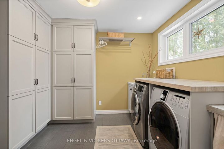 Photo 13 at 3 Hazelwood Way, Nepean (Manotick Long Island & Nicholls Island), Ottawa