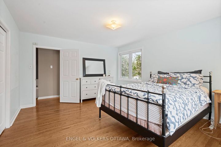 Photo 15 at 3 Hazelwood Way, Nepean (Manotick Long Island & Nicholls Island), Ottawa