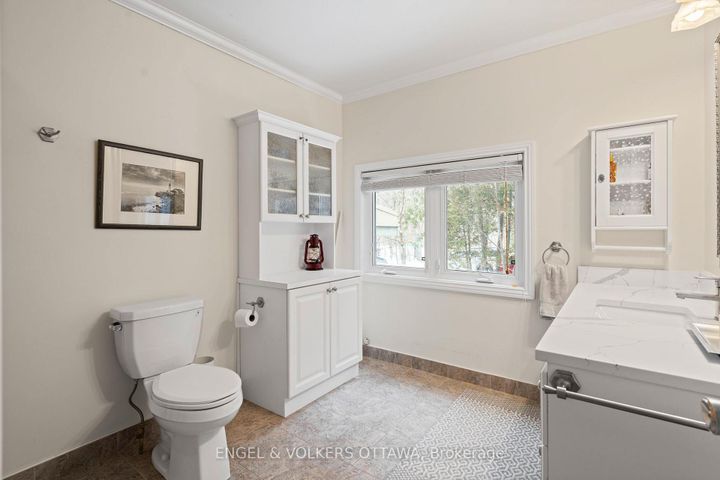 Photo 17 at 3 Hazelwood Way, Nepean (Manotick Long Island & Nicholls Island), Ottawa