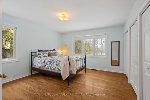 Photo 14 at 3 Hazelwood Way, Nepean (Manotick Long Island & Nicholls Island), Ottawa