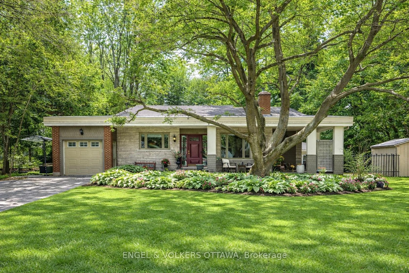 3 Hazelwood Way, Nepean (Manotick Long Island & Nicholls Island), Ottawa 