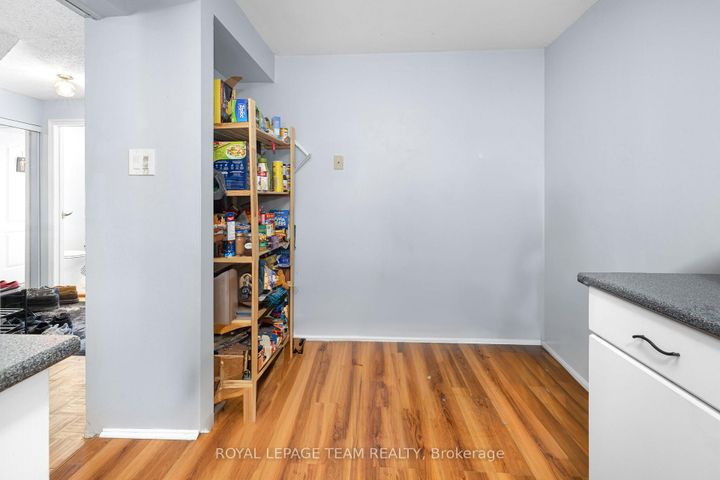 Photo 11 at E - 10 Millrise Lane, Nepean (Centrepointe), Ottawa