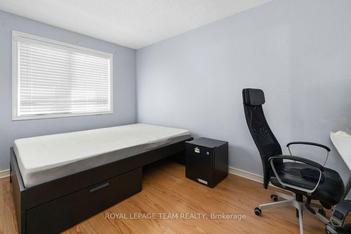 Photo 15 at E - 10 Millrise Lane, Nepean (Centrepointe), Ottawa