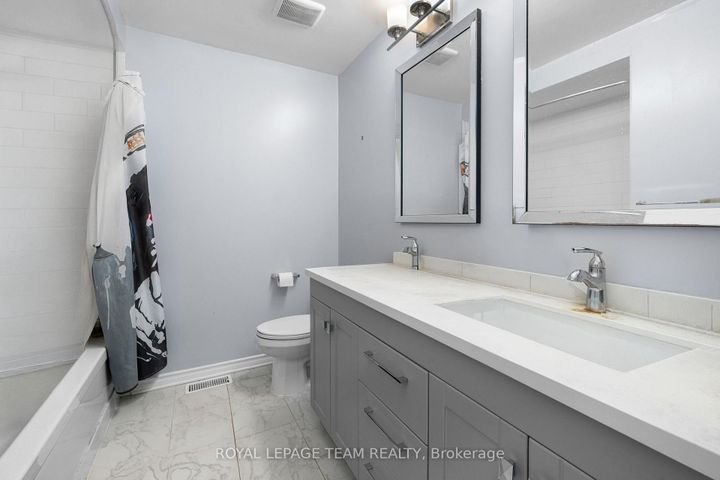 Photo 16 at E - 10 Millrise Lane, Nepean (Centrepointe), Ottawa