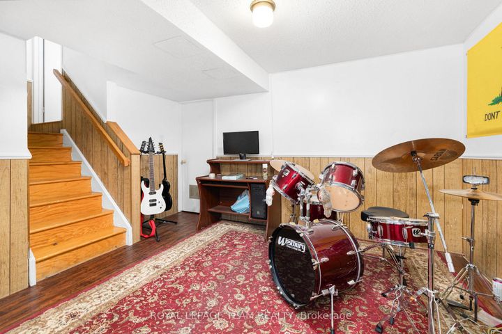 Photo 17 at E - 10 Millrise Lane, Nepean (Centrepointe), Ottawa