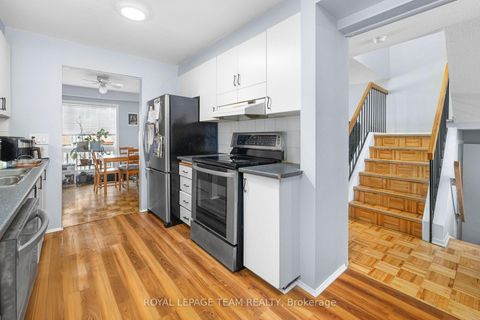 Photo 10 at E - 10 Millrise Lane, Nepean (Centrepointe), Ottawa