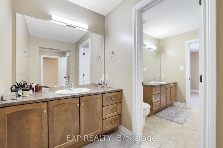 Photo 30 at 415 Dundonald Drive, Nepean (Stonebridge), Ottawa