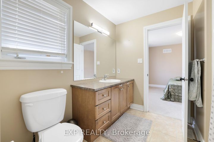 Photo 31 at 415 Dundonald Drive, Nepean (Stonebridge), Ottawa