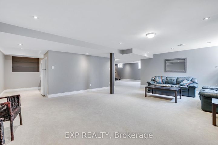 Photo 38 at 415 Dundonald Drive, Nepean (Stonebridge), Ottawa