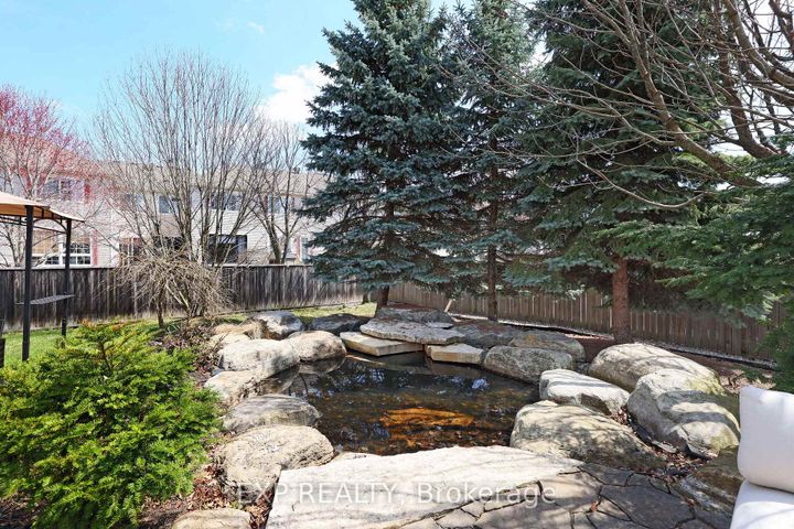 Photo 45 at 415 Dundonald Drive, Nepean (Stonebridge), Ottawa