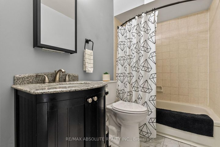 Photo 23 at 415 - 216 Viewmount Drive, Nepean (Borden Farm/Stewart Farm/Carleton Heights/Parkwood Hills), Ottawa