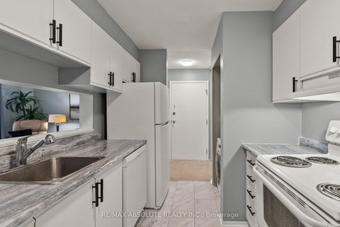 Photo 16 at 415 - 216 Viewmount Drive, Nepean (Borden Farm/Stewart Farm/Carleton Heights/Parkwood Hills), Ottawa