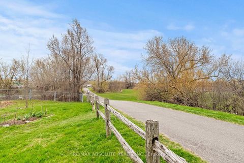 Photo 28 at 415 - 216 Viewmount Drive, Nepean (Borden Farm/Stewart Farm/Carleton Heights/Parkwood Hills), Ottawa