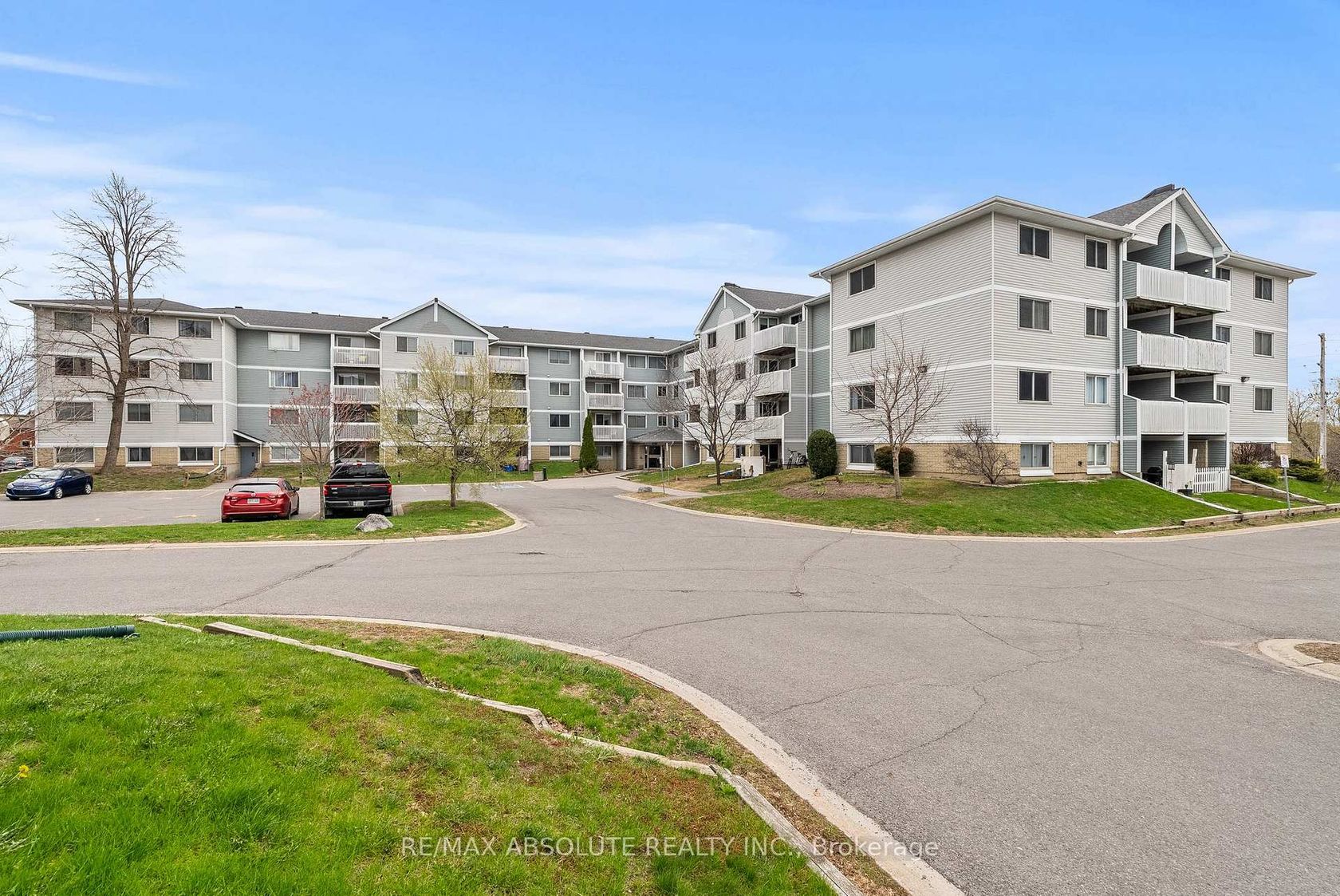 415 - 216 Viewmount Drive, Nepean (Borden Farm/Stewart Farm/Carleton Heights/Parkwood Hills), Ottawa 
