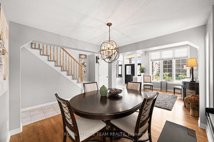 Photo 8 at 41 Blackshire Circle, Nepean (Stonebridge), Ottawa