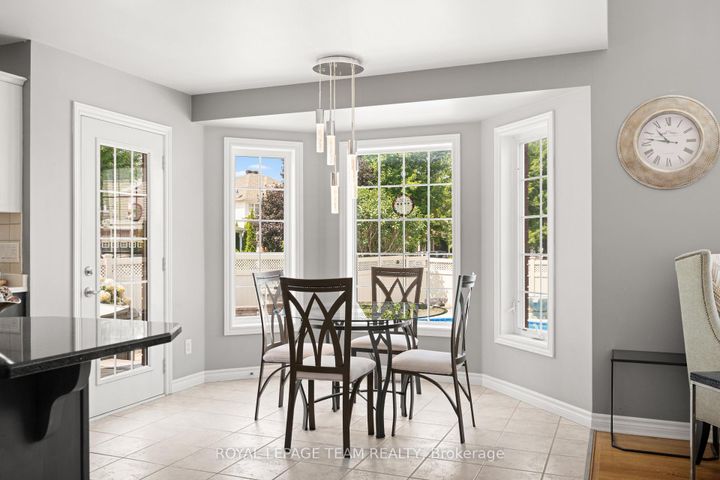 Photo 13 at 41 Blackshire Circle, Nepean (Stonebridge), Ottawa