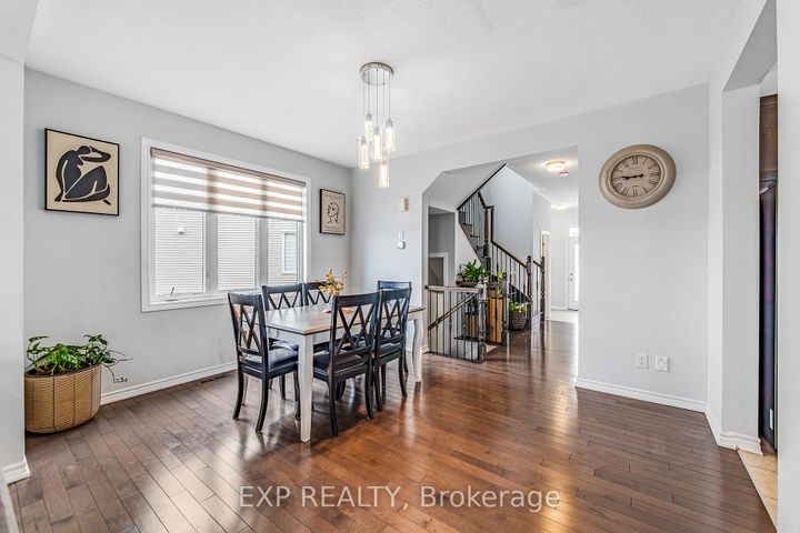 Photo 4 at 527 Alcor Terrace, Nepean (Half Moon Bay), Ottawa