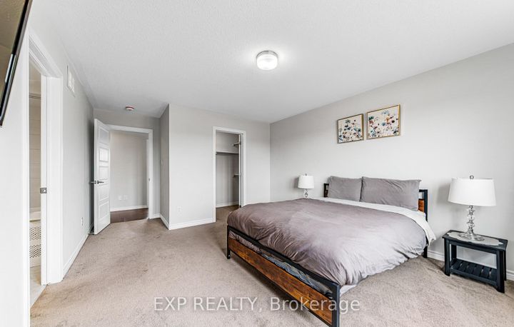 Photo 15 at 527 Alcor Terrace, Nepean (Half Moon Bay), Ottawa