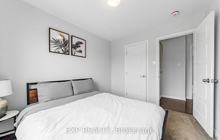 Photo 16 at 527 Alcor Terrace, Nepean (Half Moon Bay), Ottawa