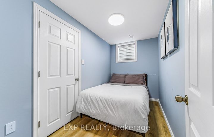 Photo 24 at 527 Alcor Terrace, Nepean (Half Moon Bay), Ottawa
