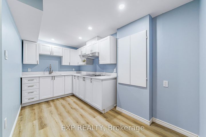 Photo 27 at 527 Alcor Terrace, Nepean (Half Moon Bay), Ottawa