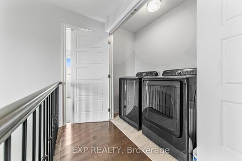Photo 21 at 527 Alcor Terrace, Nepean (Half Moon Bay), Ottawa