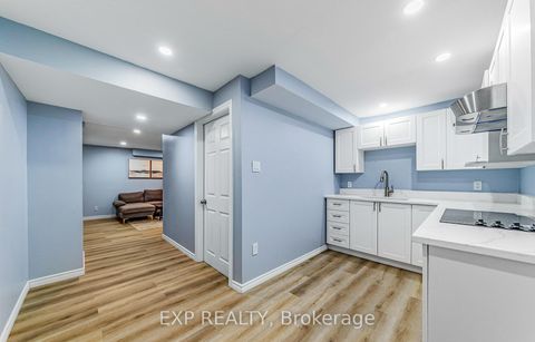 Photo 26 at 527 Alcor Terrace, Nepean (Half Moon Bay), Ottawa