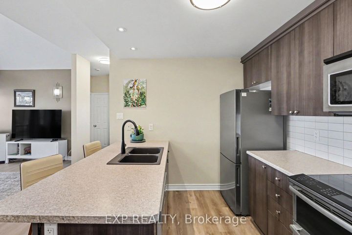Photo 16 at J - 135 Harthill Way, Nepean (Heritage Park), Ottawa