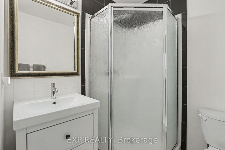 Photo 25 at J - 135 Harthill Way, Nepean (Heritage Park), Ottawa