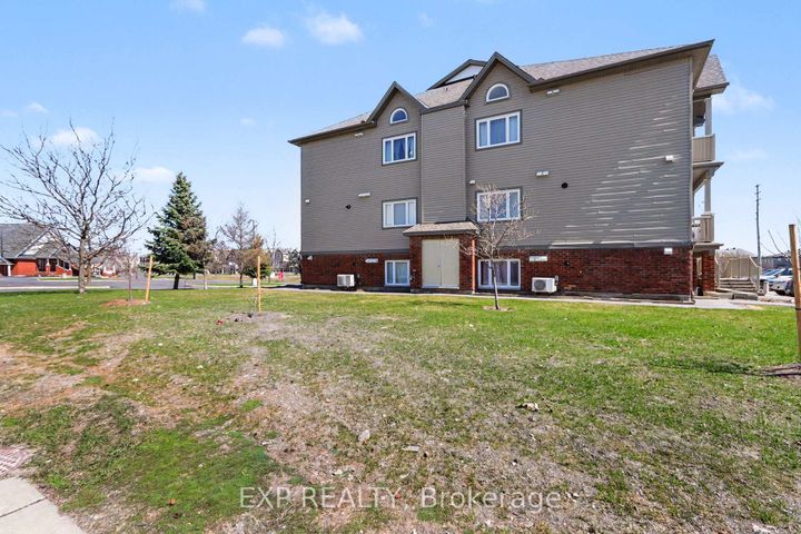 Photo 28 at J - 135 Harthill Way, Nepean (Heritage Park), Ottawa