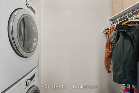 Photo 18 at J - 135 Harthill Way, Nepean (Heritage Park), Ottawa