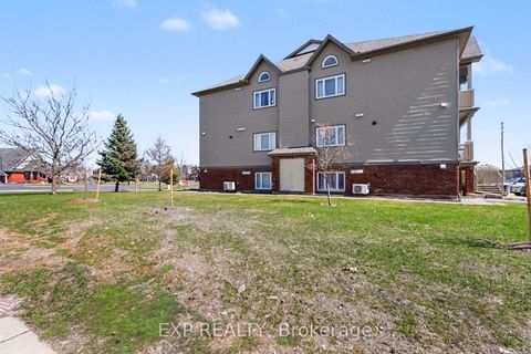 Photo 28 at J - 135 Harthill Way, Nepean (Heritage Park), Ottawa