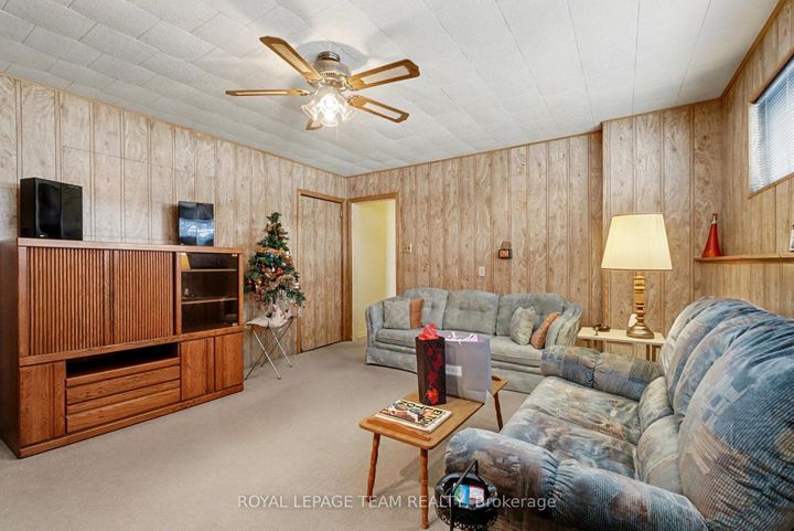 Photo 25 at 30 Juniper Court, Nepean (Borden Farm/Stewart Farm/Carleton Heights/Parkwood Hills), Ottawa