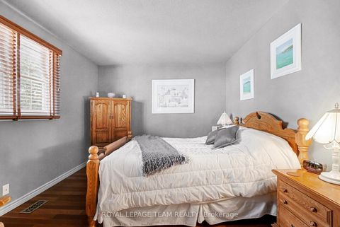 Photo 16 at 30 Juniper Court, Nepean (Borden Farm/Stewart Farm/Carleton Heights/Parkwood Hills), Ottawa